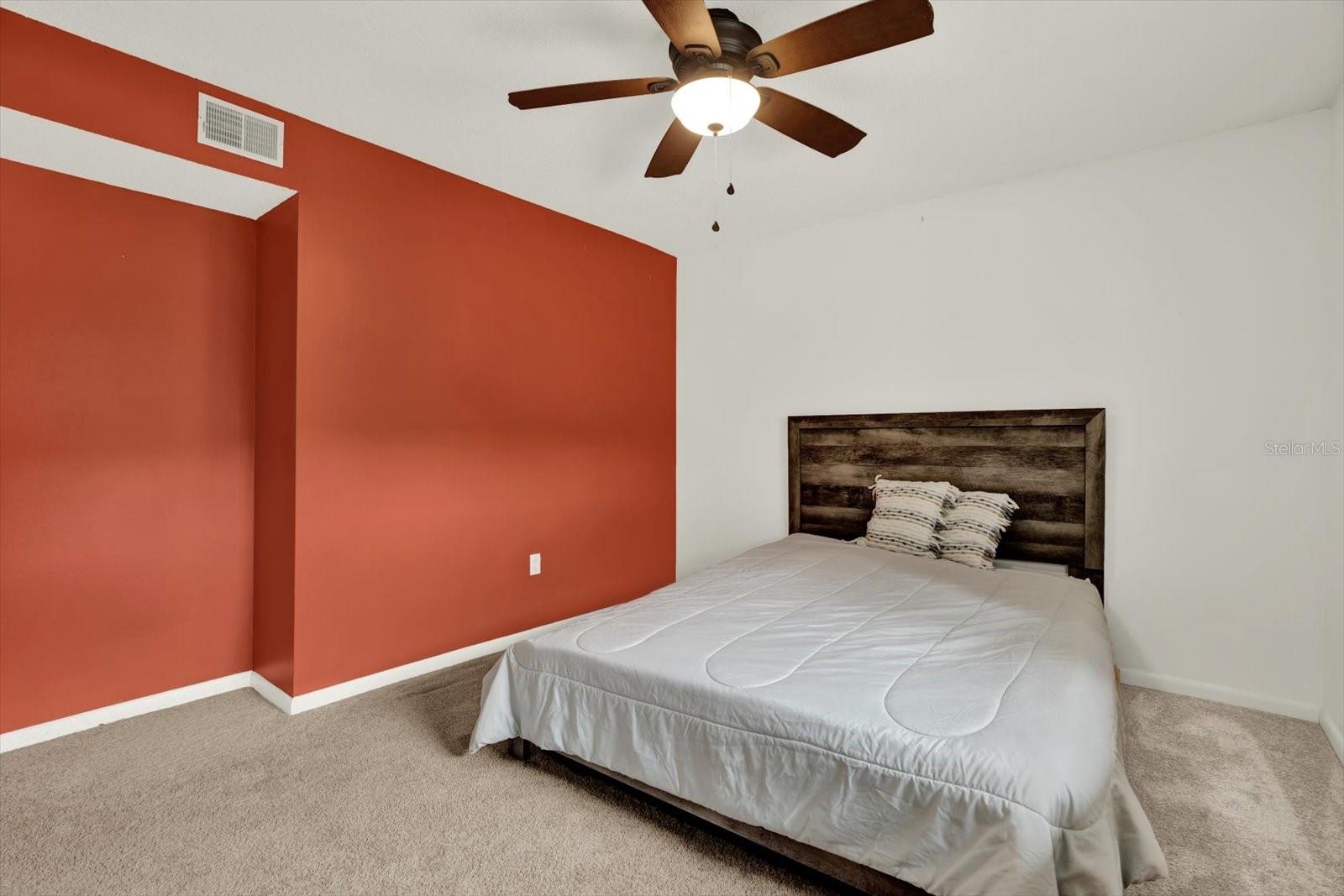 RIDGE MNR WEST - Residential