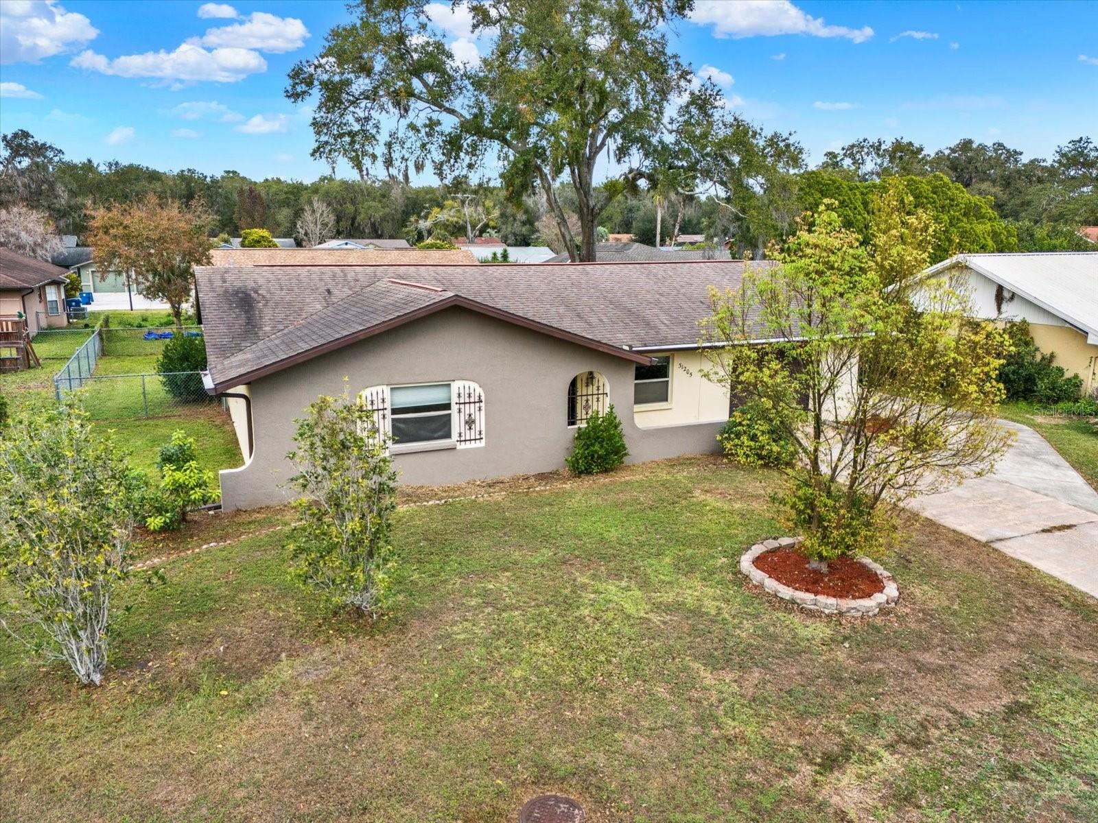 RIDGE MNR WEST - Residential