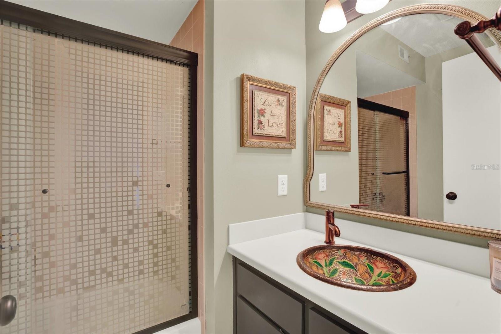 RIDGE MNR WEST - Residential