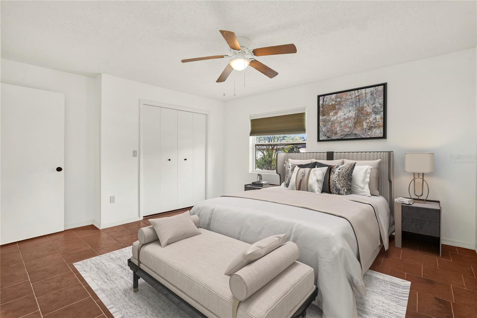 RIDGE MNR WEST - Residential