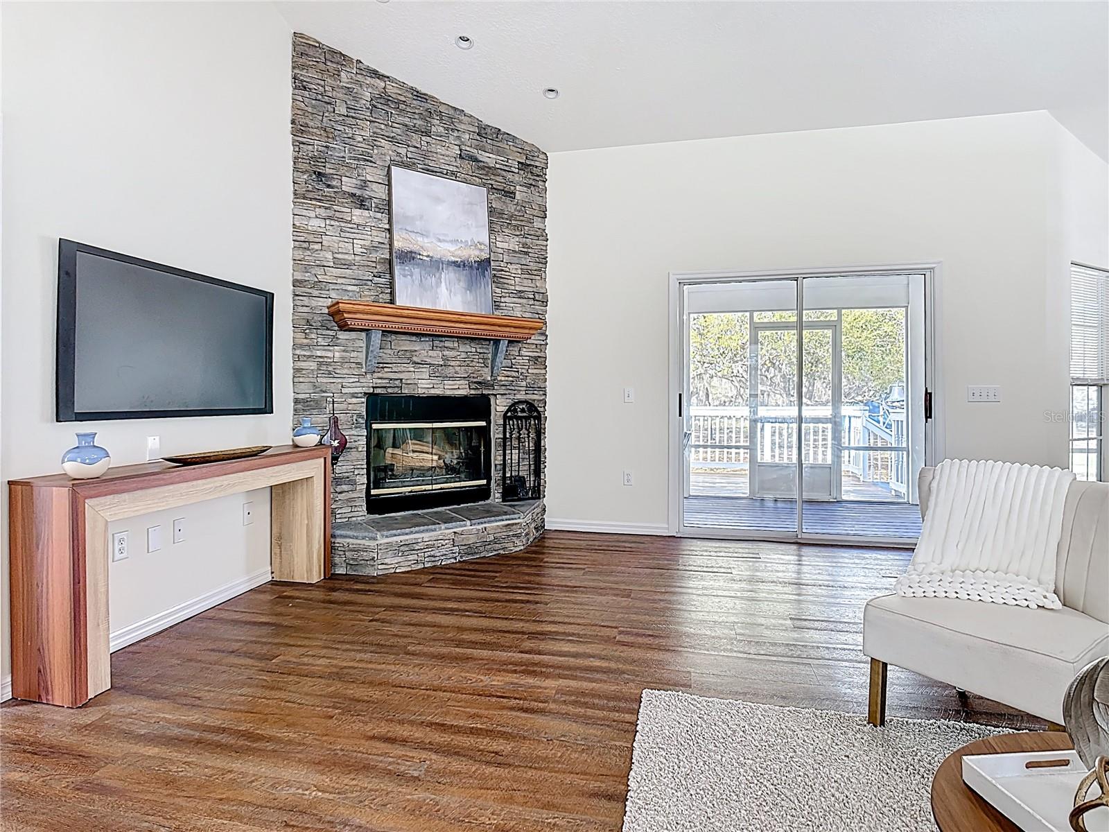 BAY LAKE RANCH UNIT 2 - Residential