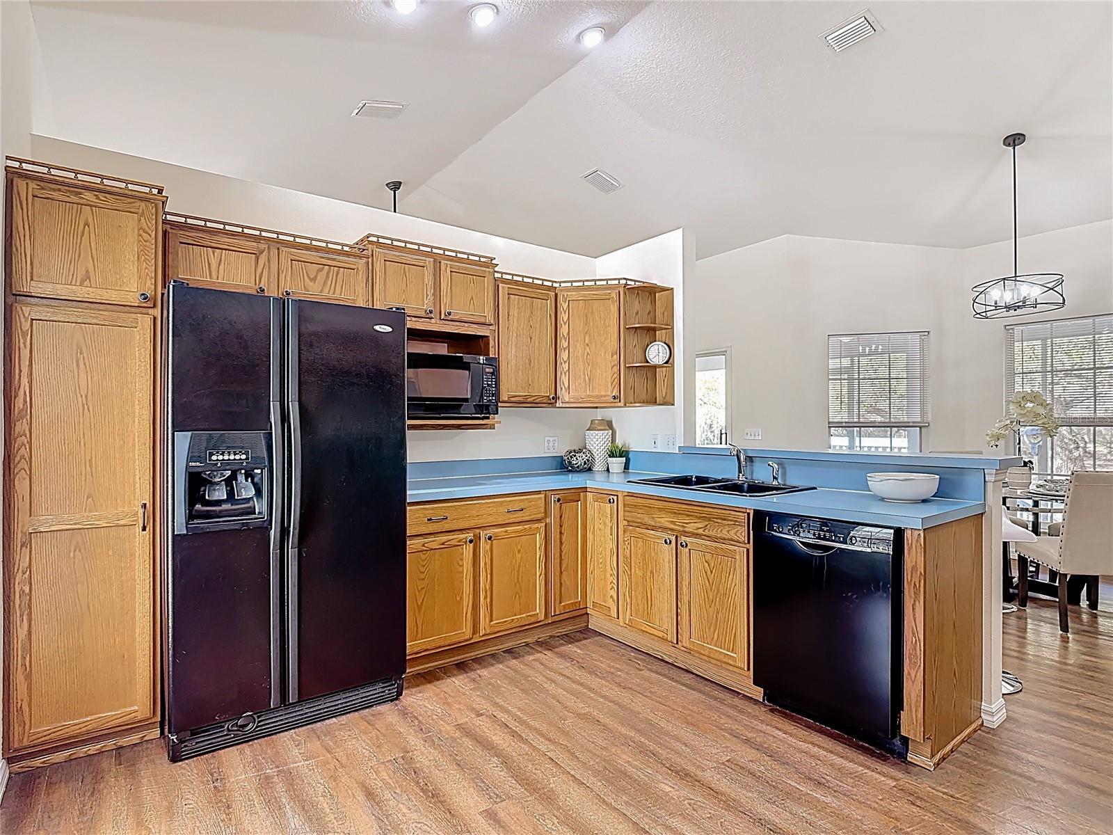 BAY LAKE RANCH UNIT 2 - Residential