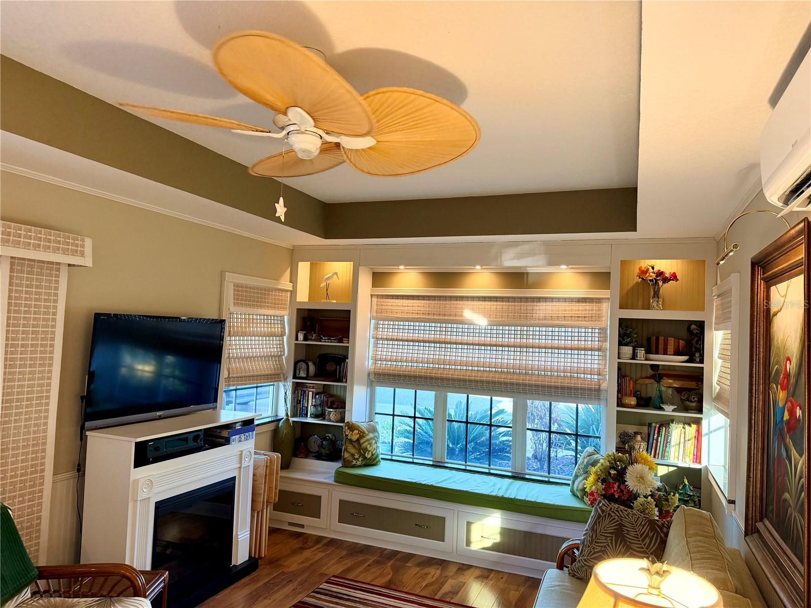 FLORIDA GRANDE MOTOR COACH RESIDENCE - Land