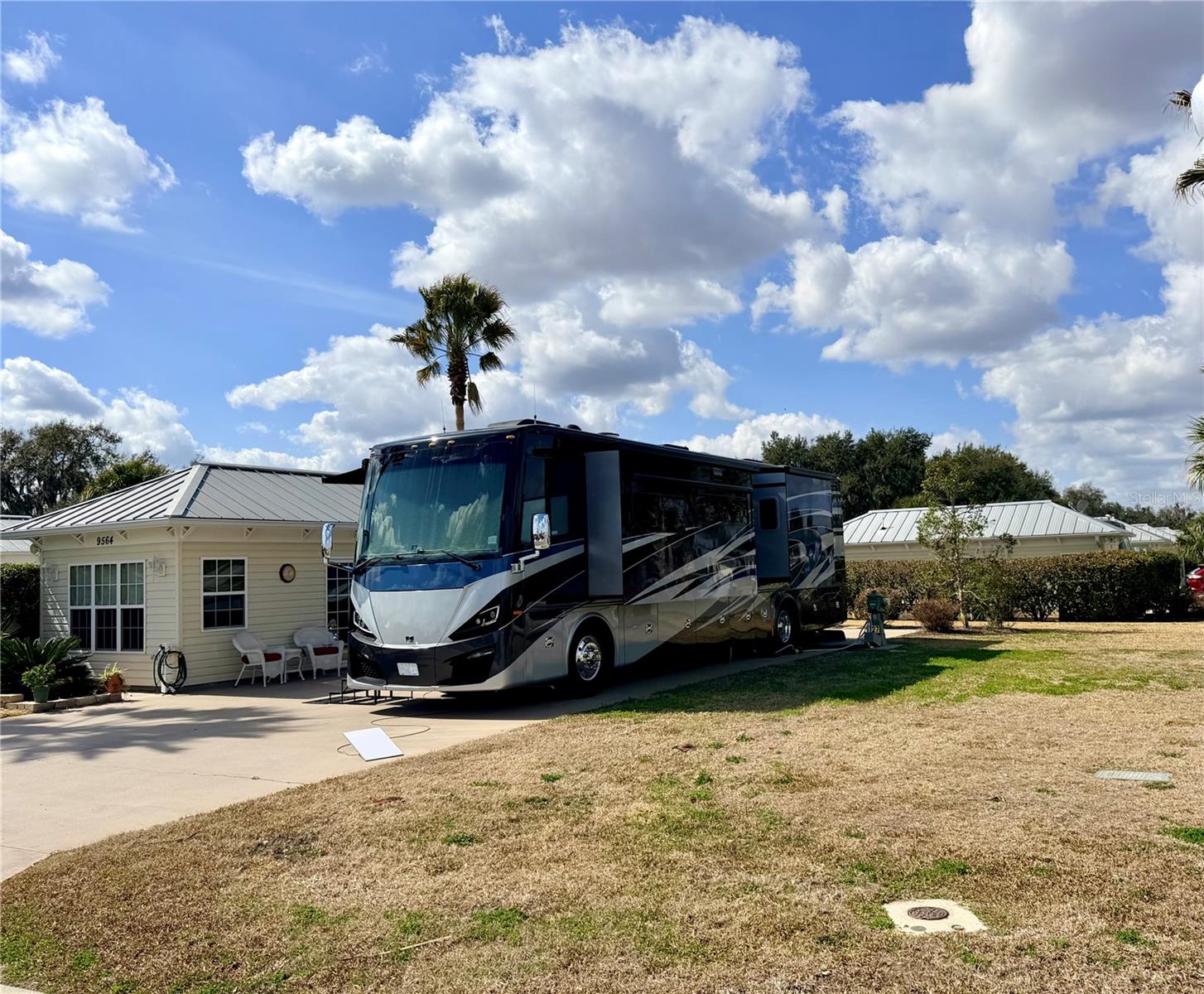 FLORIDA GRANDE MOTOR COACH RESIDENCE - Land