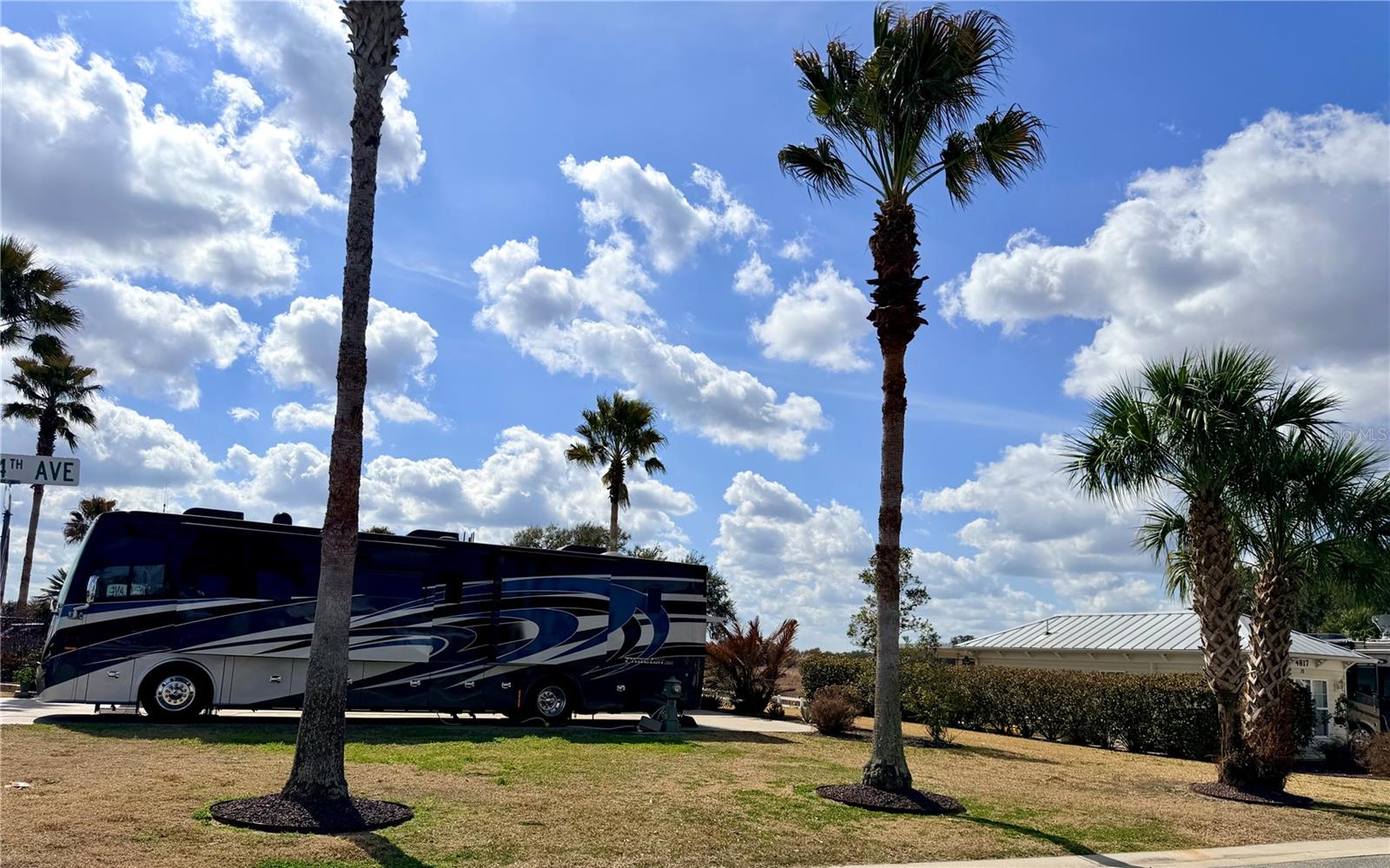 FLORIDA GRANDE MOTOR COACH RESIDENCE - Land