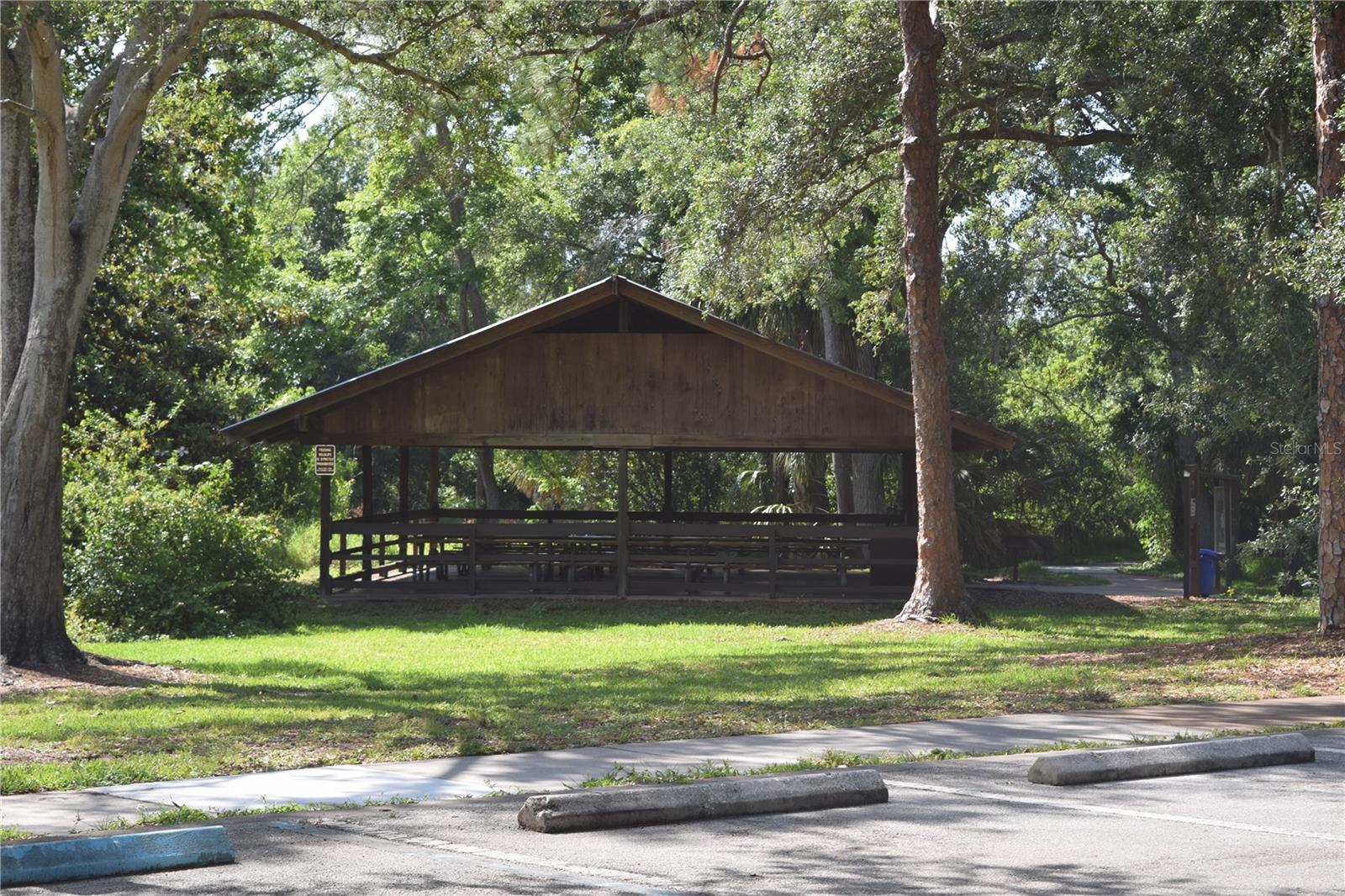 FAIRVIEW ESTATES - Residential