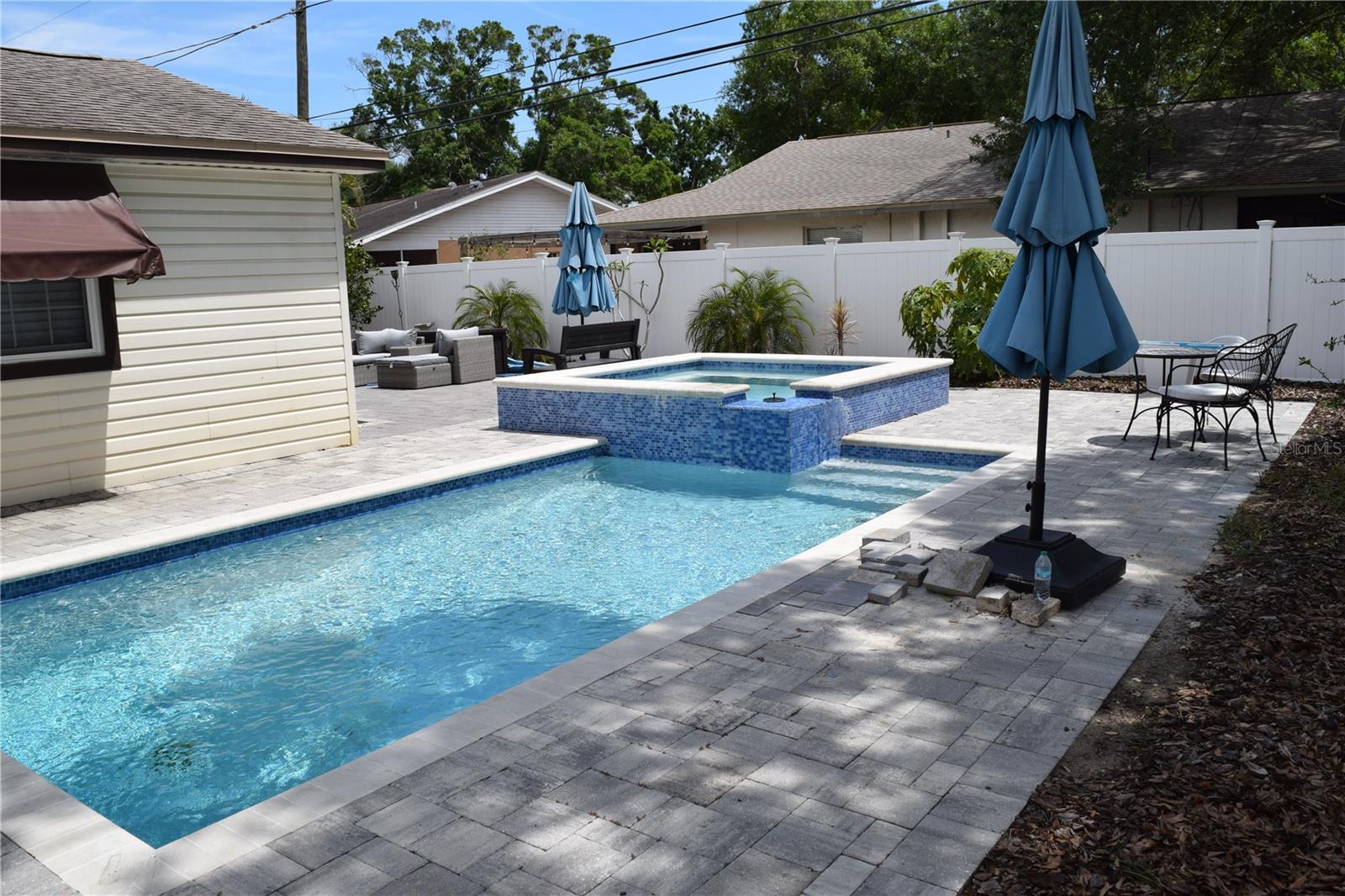 FAIRVIEW ESTATES - Residential