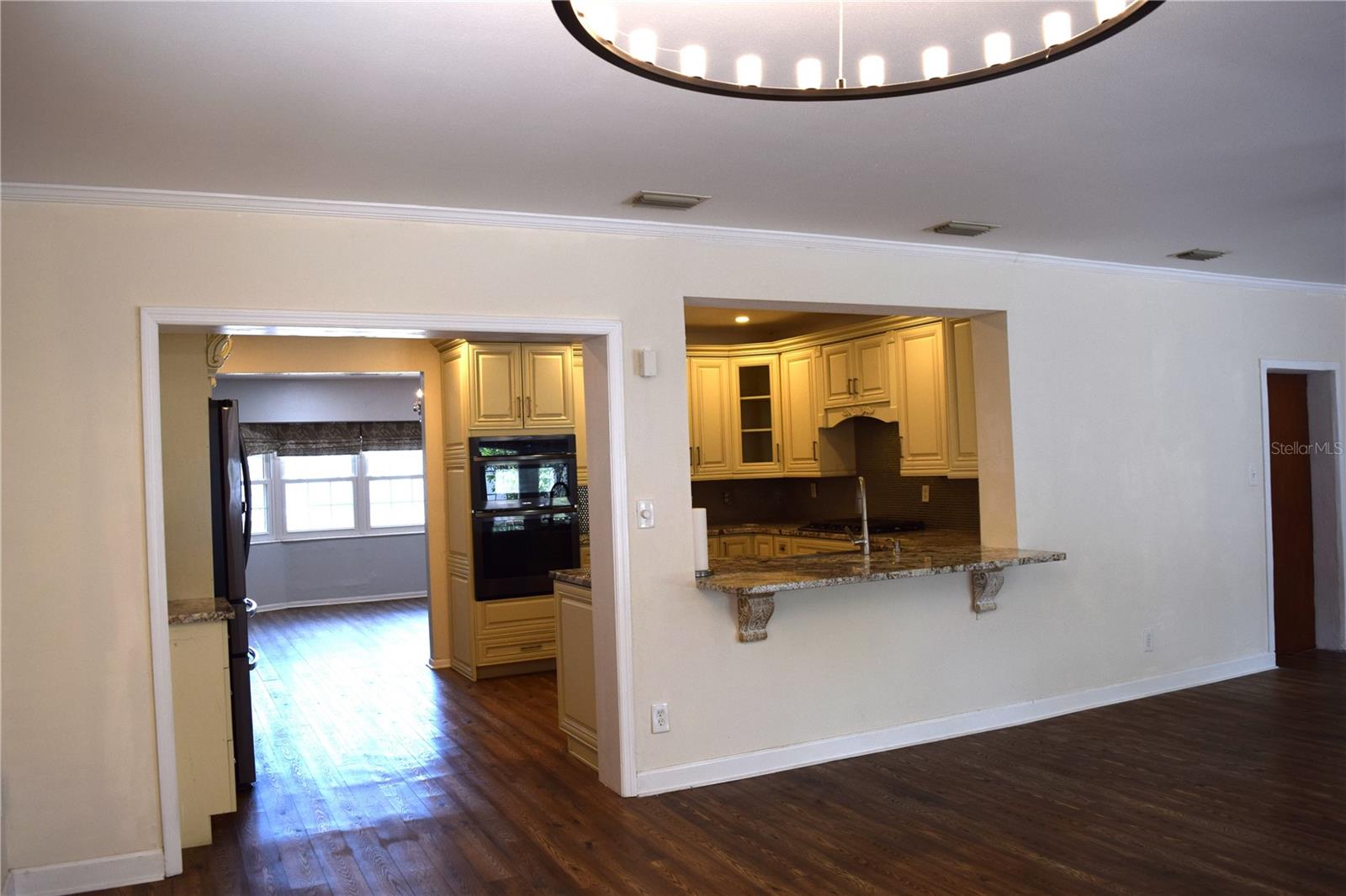 FAIRVIEW ESTATES - Residential