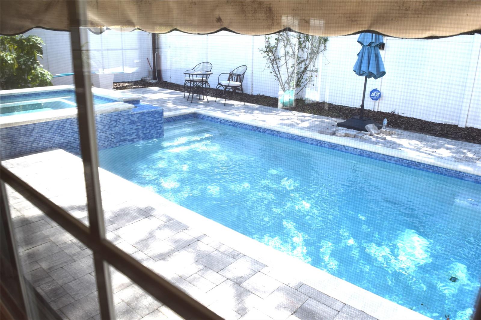 FAIRVIEW ESTATES - Residential
