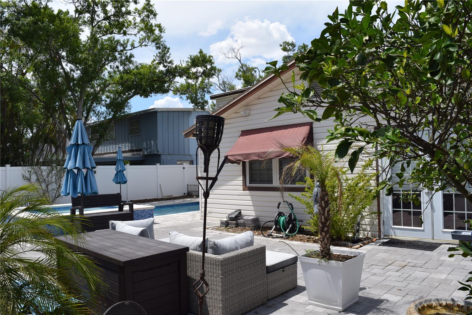 FAIRVIEW ESTATES - Residential