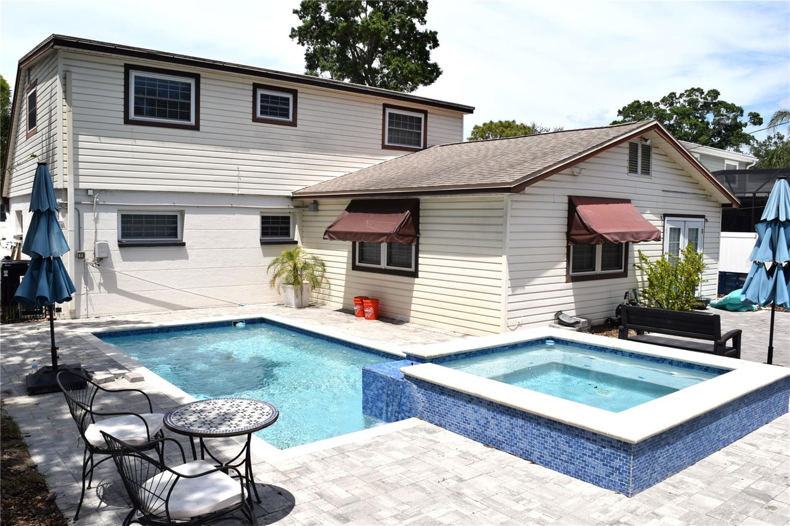 FAIRVIEW ESTATES - Residential