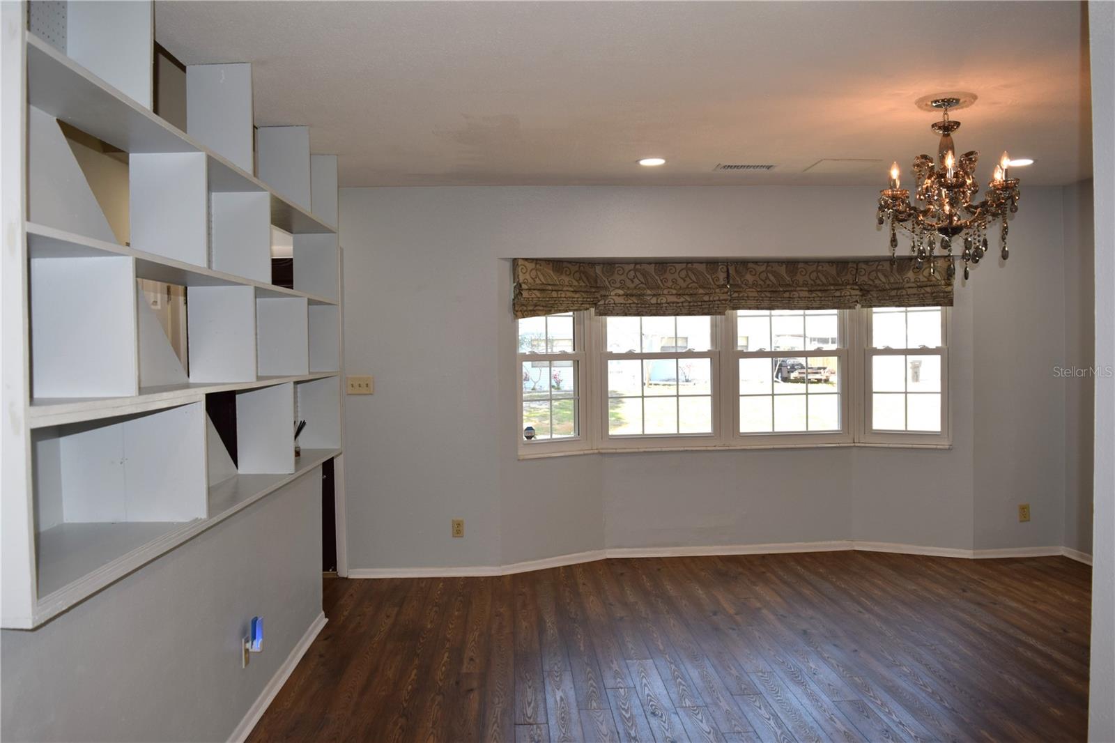 FAIRVIEW ESTATES - Residential
