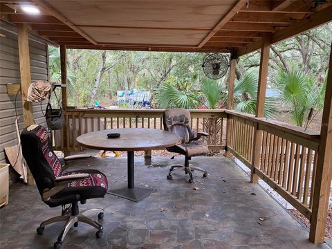 A home in LAKE WALES