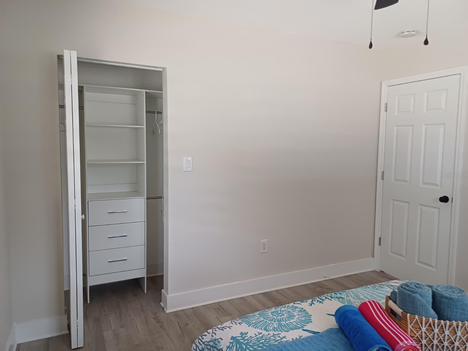 SEMINOLE PARK - Residential