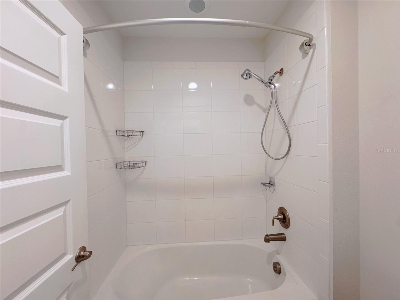 WATERLEIGH PH 2C-2 & 2C-3 - Residential Lease