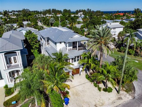 A home in ANNA MARIA