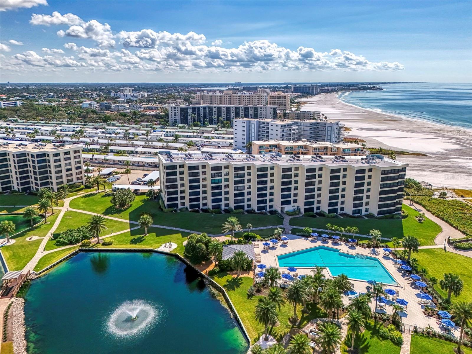 GULF & BAY CLUB PH 1 - Residential