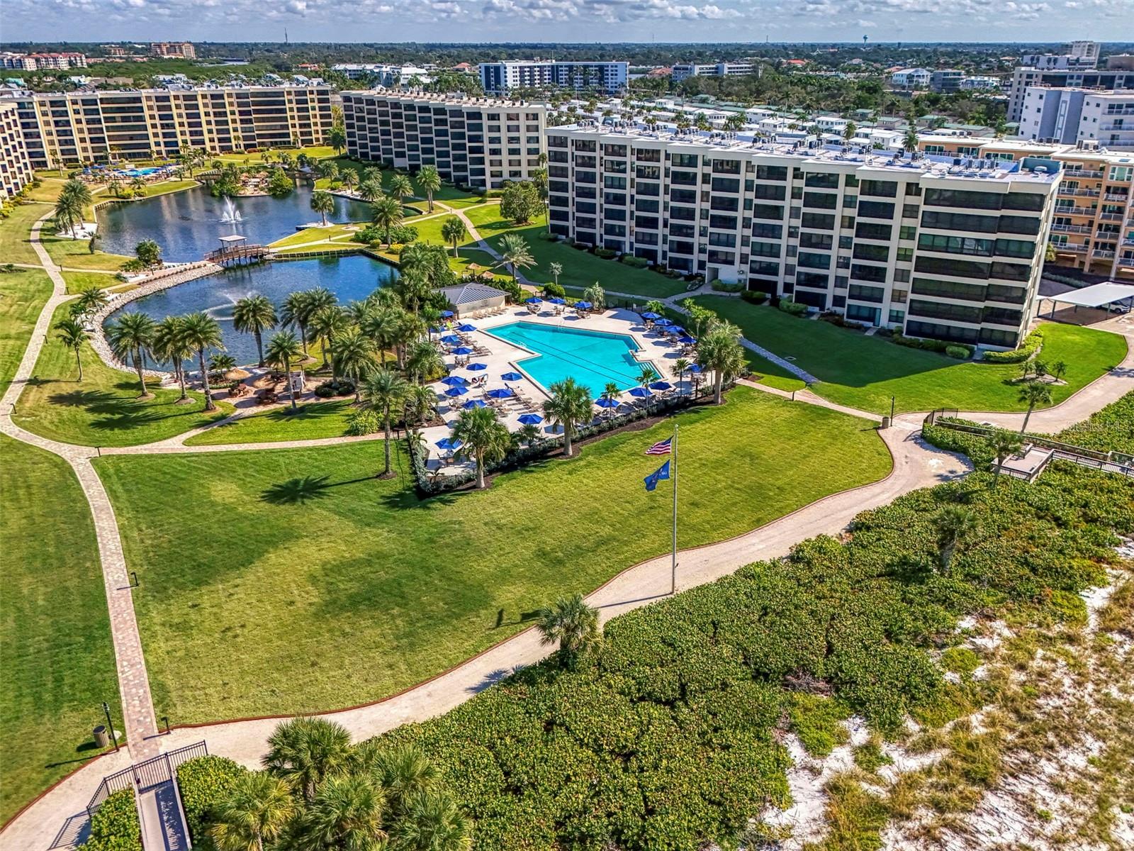 GULF & BAY CLUB PH 1 - Residential