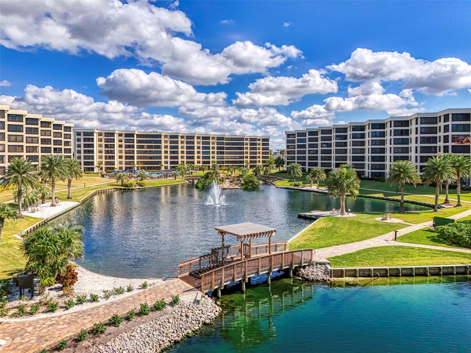 GULF & BAY CLUB PH 1 - Residential