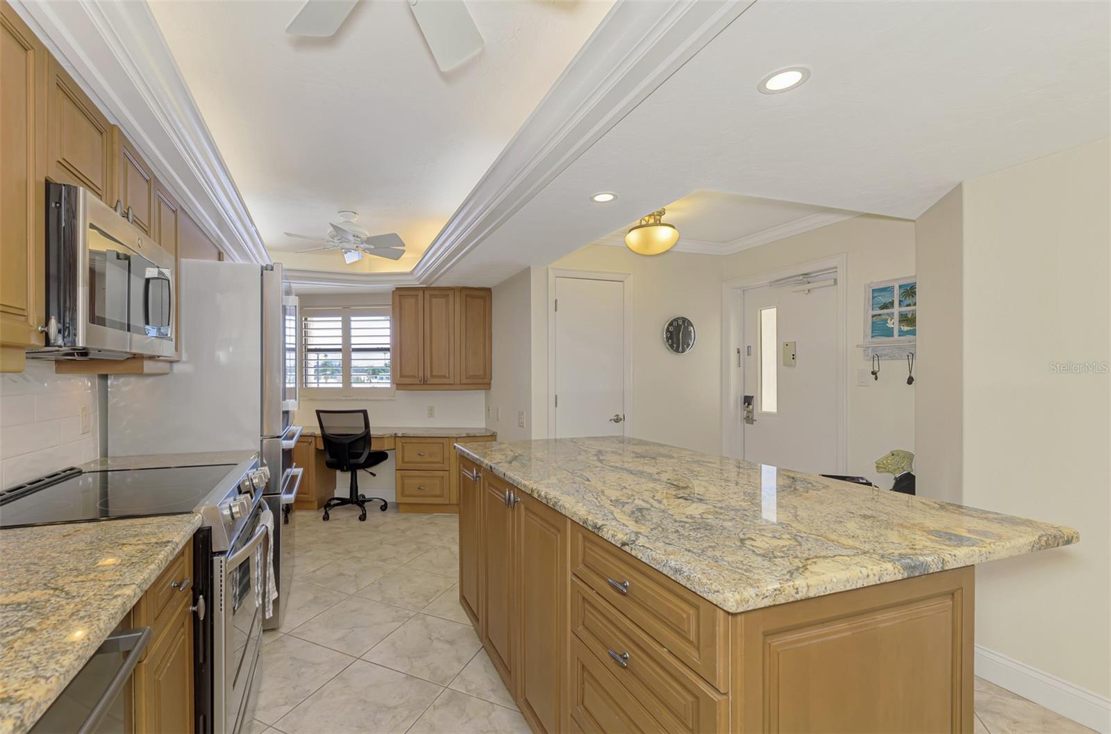 GULF & BAY CLUB PH 1 - Residential