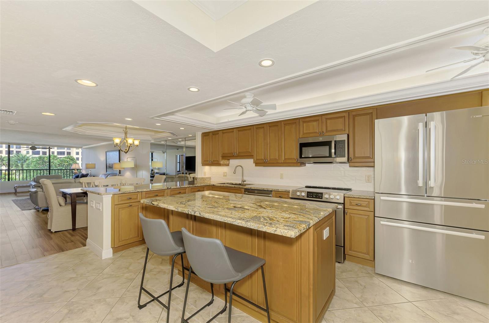 GULF & BAY CLUB PH 1 - Residential