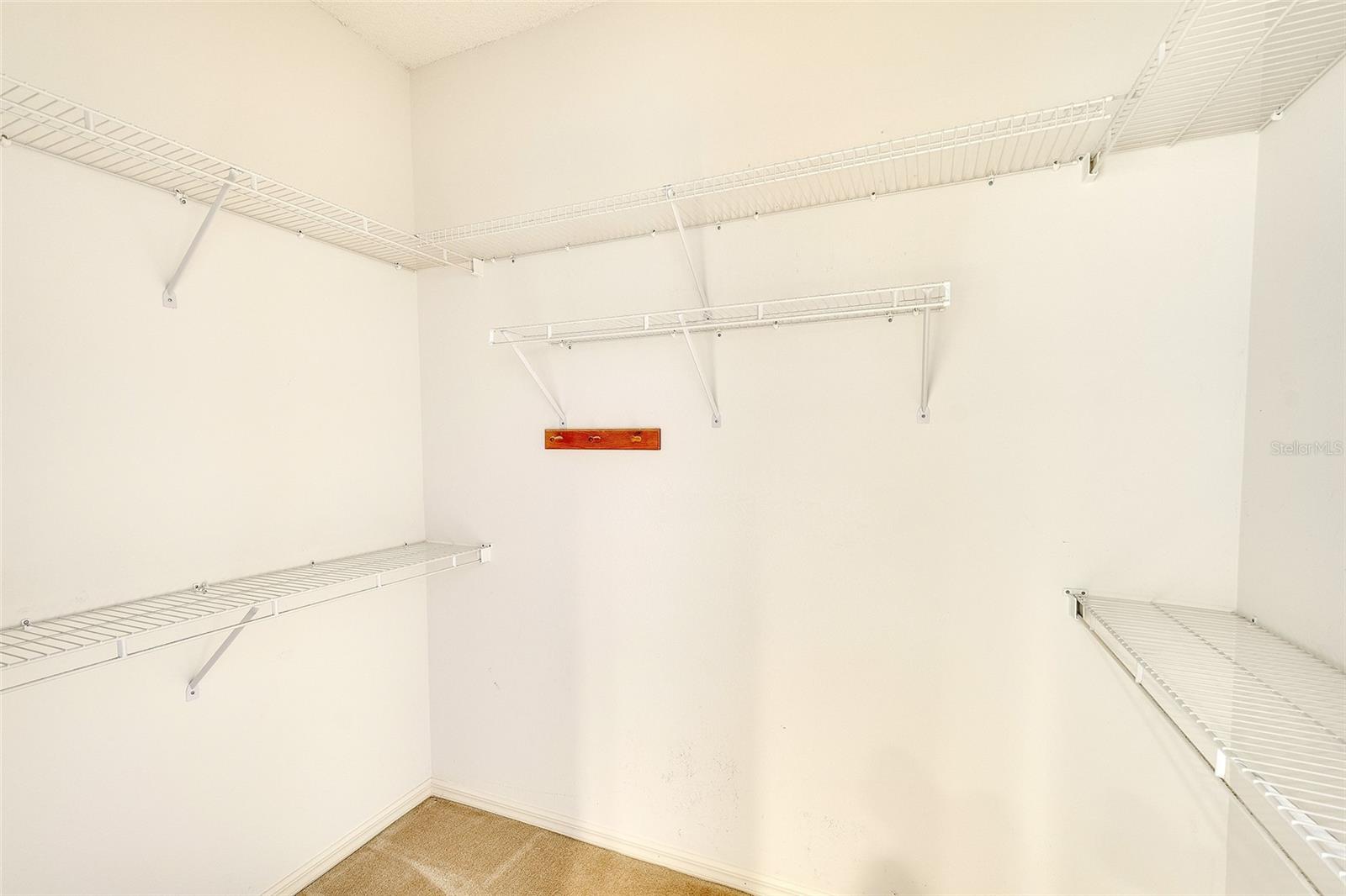 ROSEDALE 8 WESTBURY LAKES - Residential