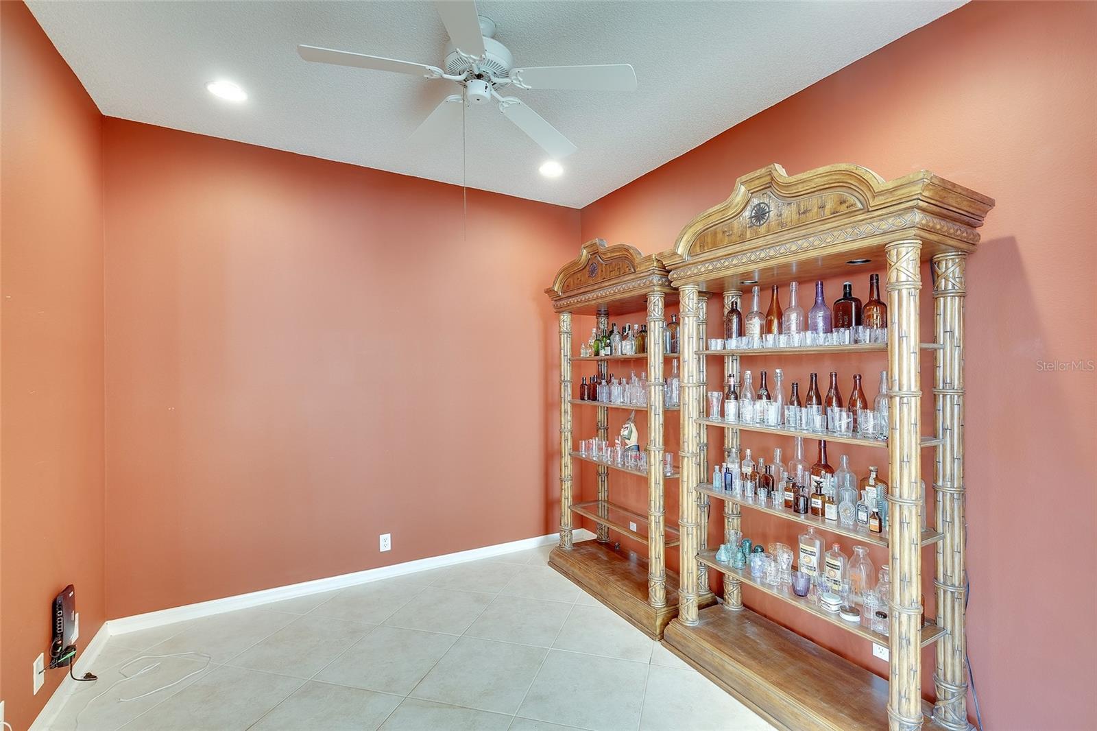 ROSEDALE 8 WESTBURY LAKES - Residential