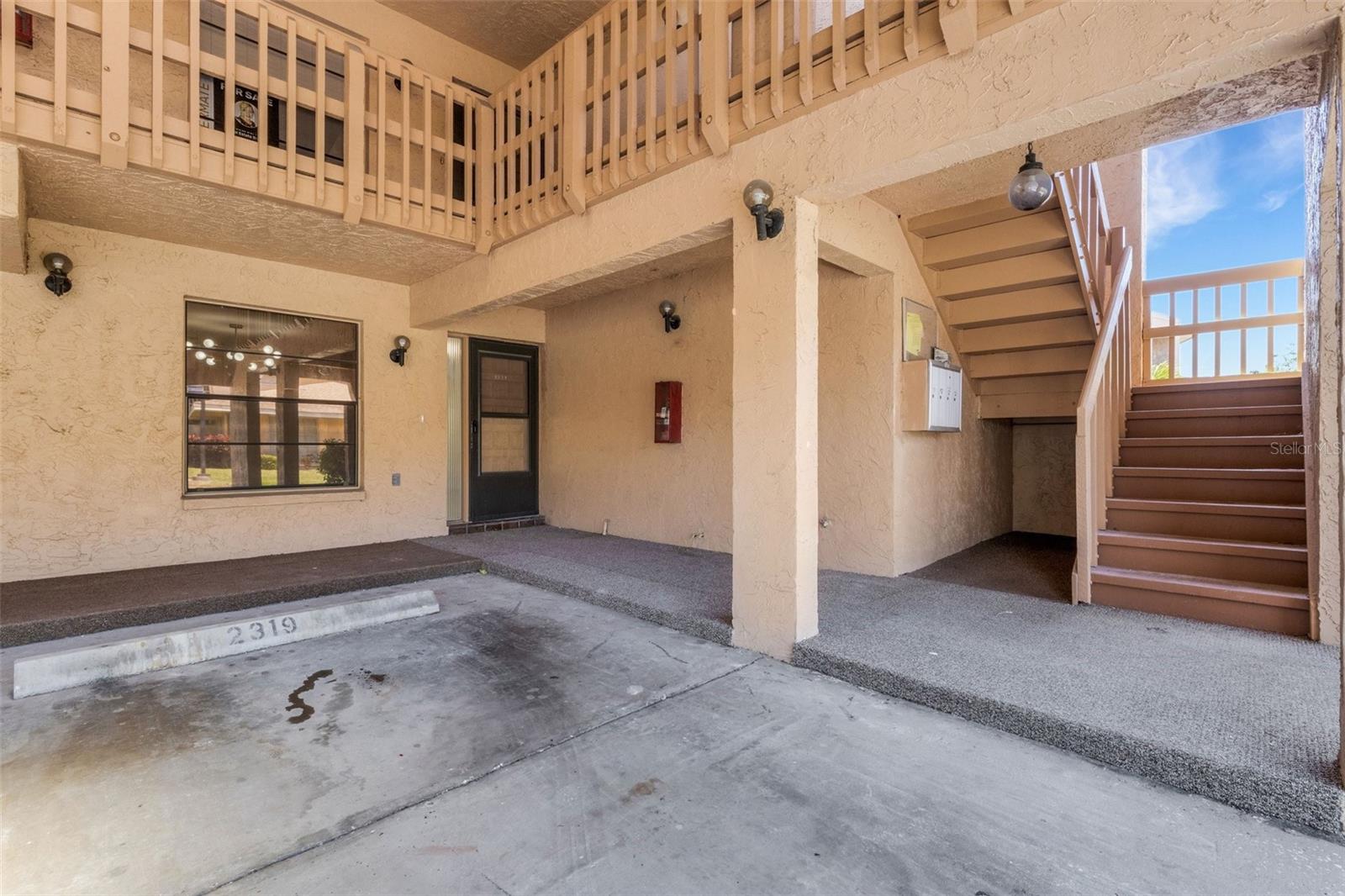 2319 BENEVA TERRACE 2284