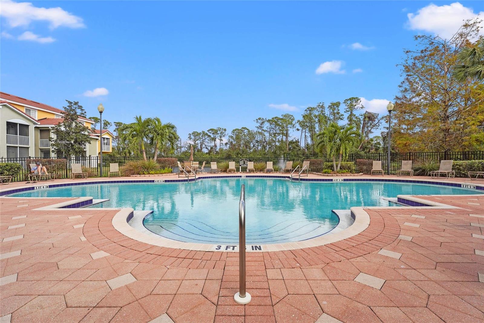 LAS PALMAS OF SARASOTA - Residential