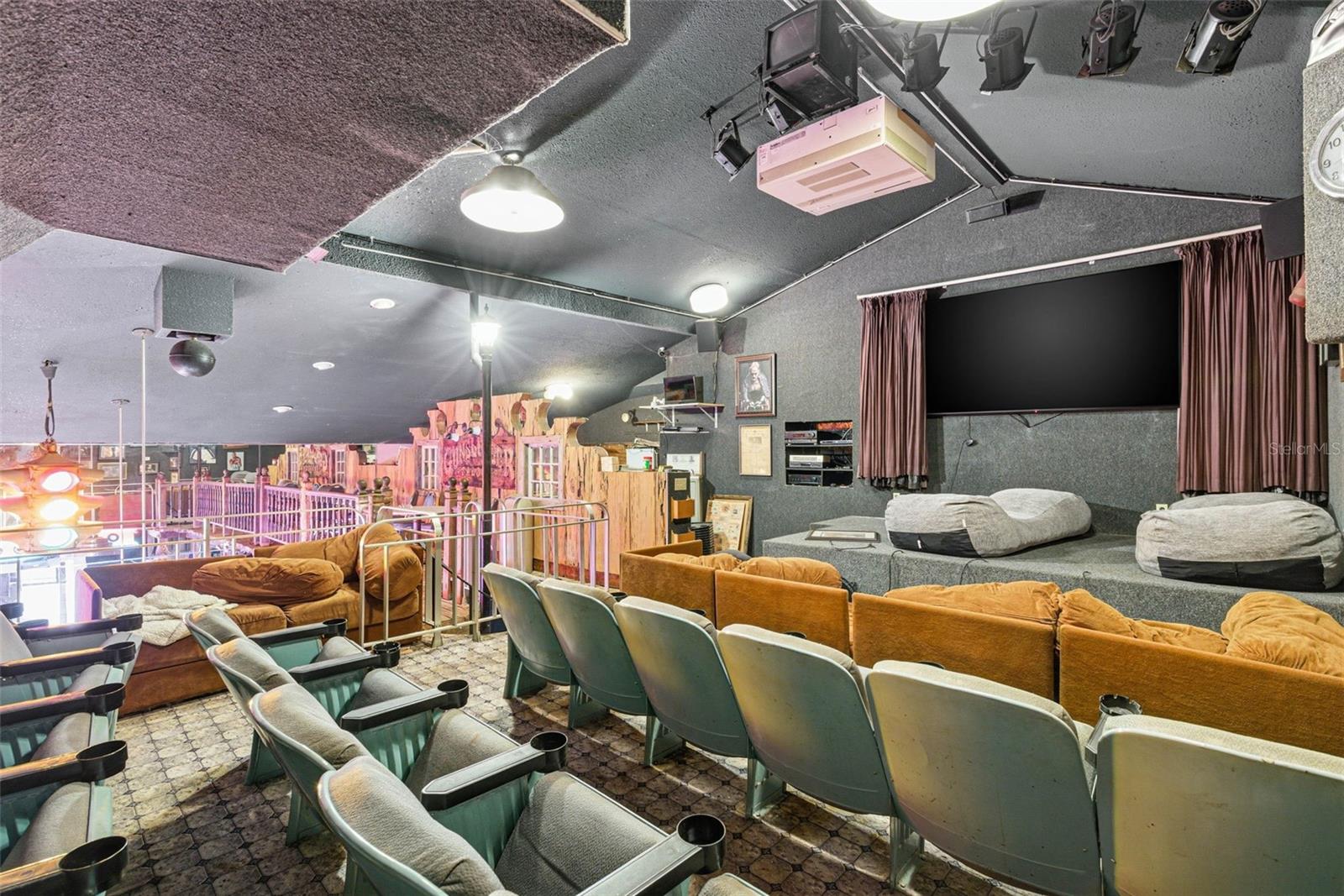 PINELLAS PARK - Residential