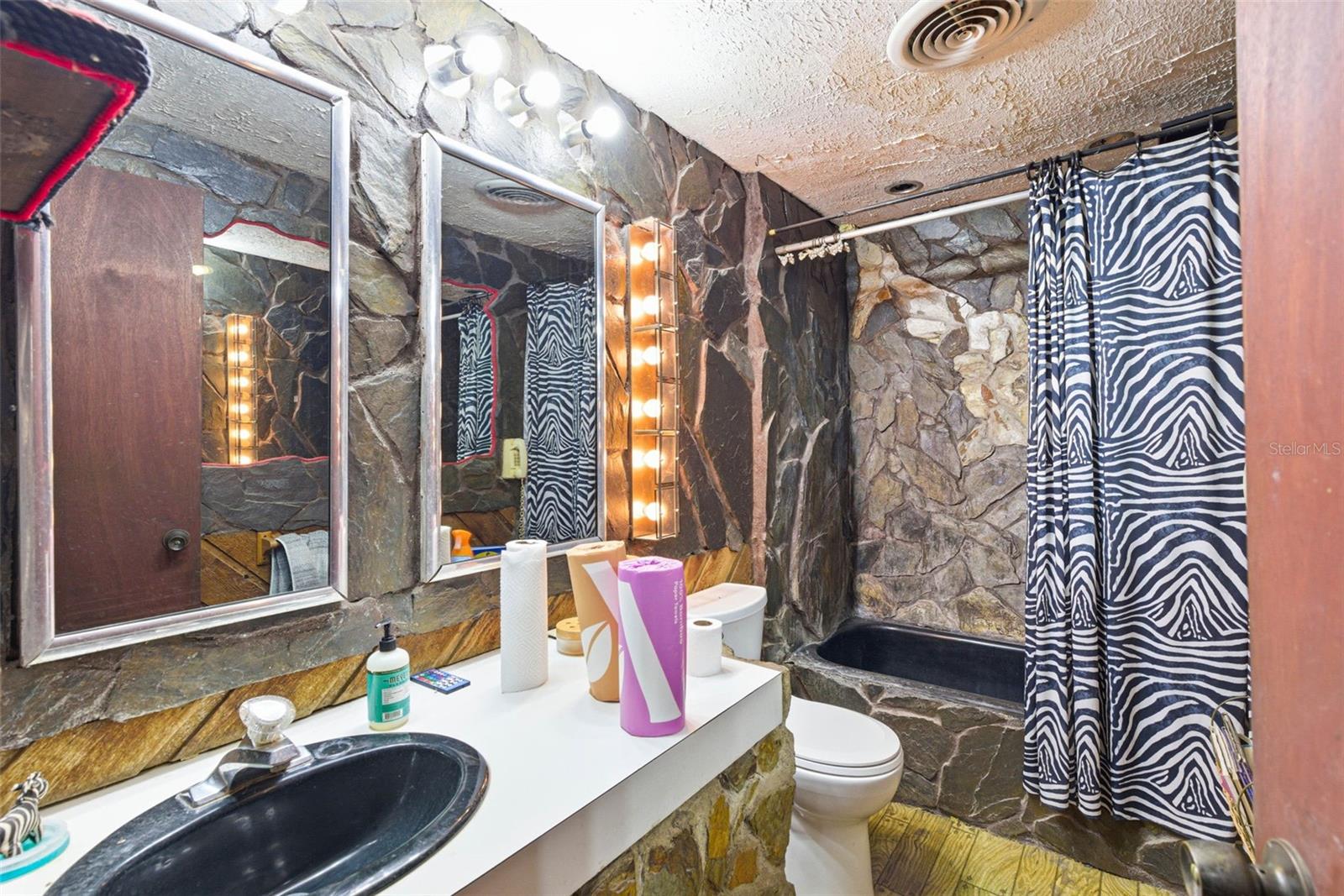 PINELLAS PARK - Residential