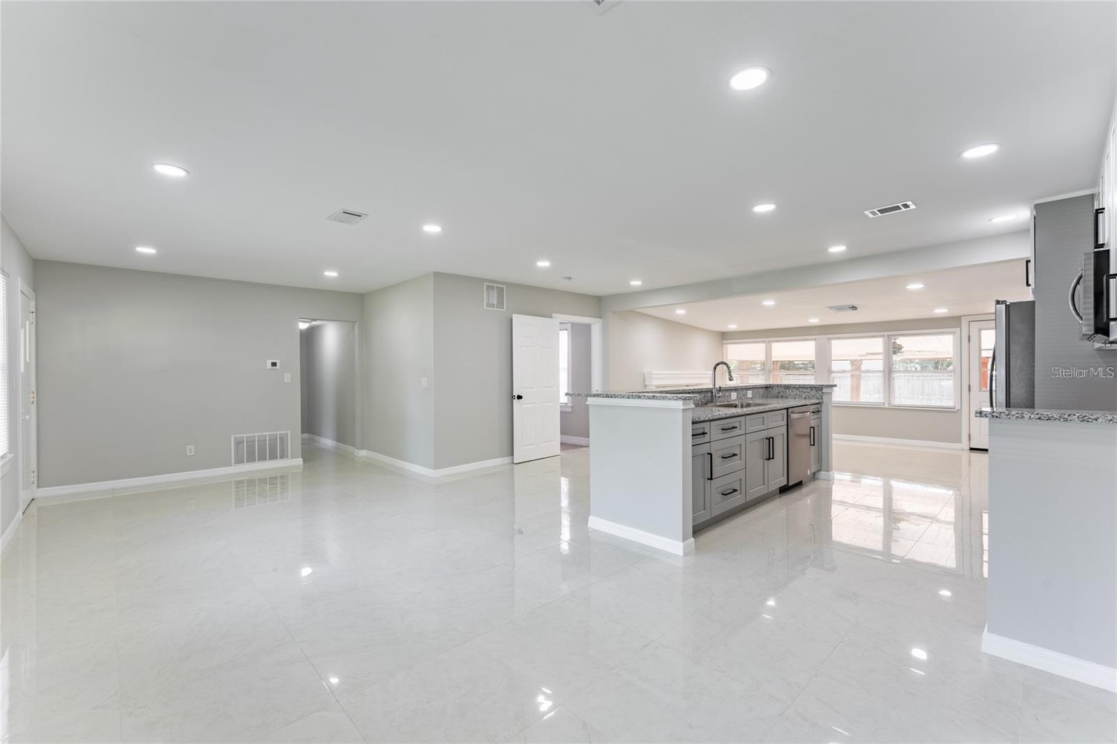 COLONIAL GARDENS REP - Residential