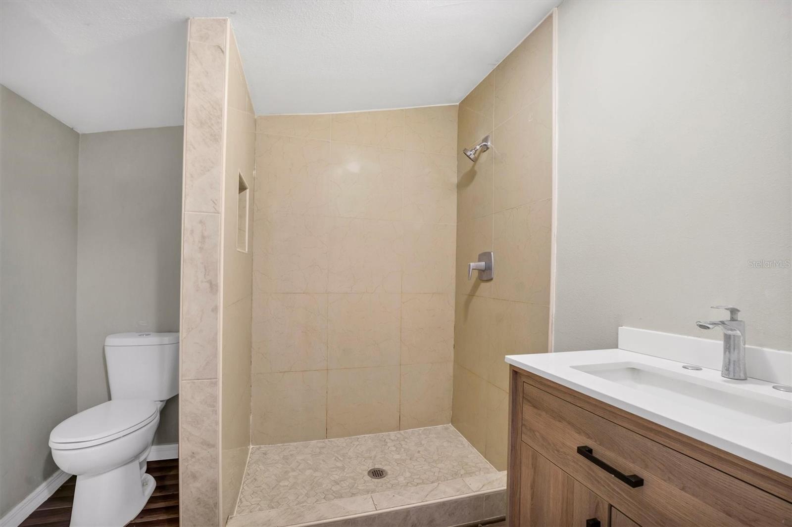 GOLF VIEW PARK - Residential