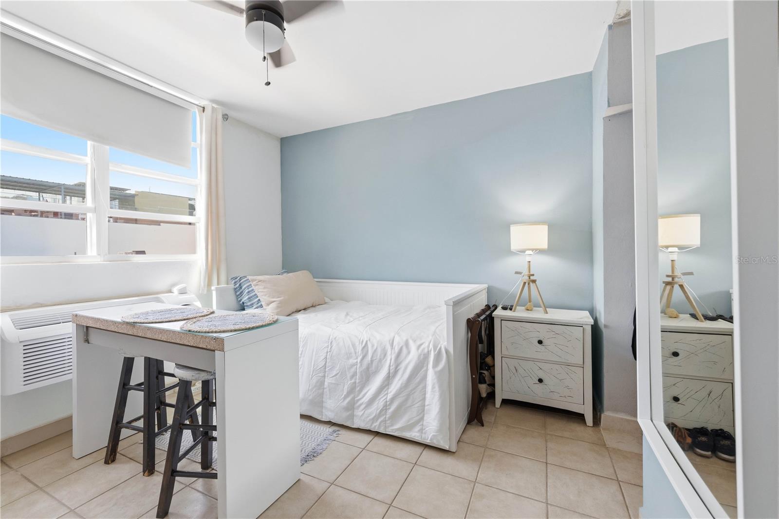 HAUDIMAR BEACH APARTMENTS - Residential