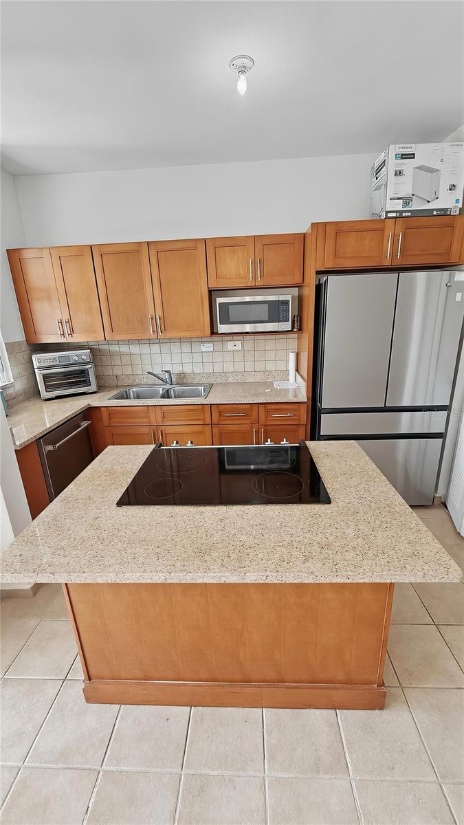 CONDOMINIO HARBOUR LAKES, PALMAS DEL MAR, HUMACAO - Residential