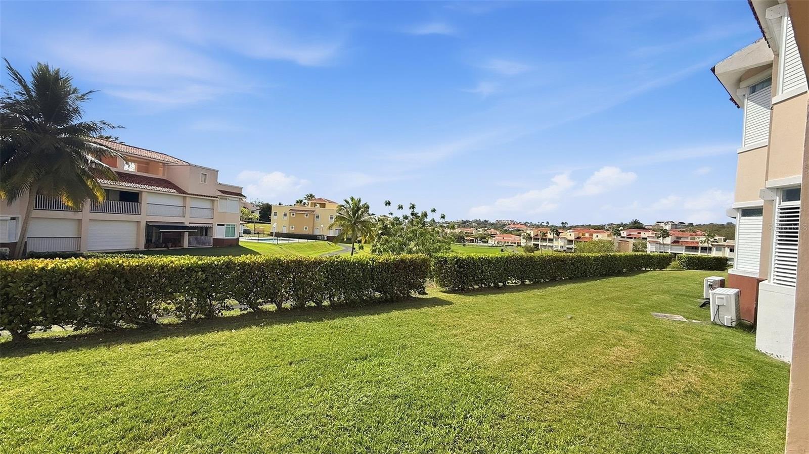 CONDOMINIO HARBOUR LAKES, PALMAS DEL MAR, HUMACAO - Residential