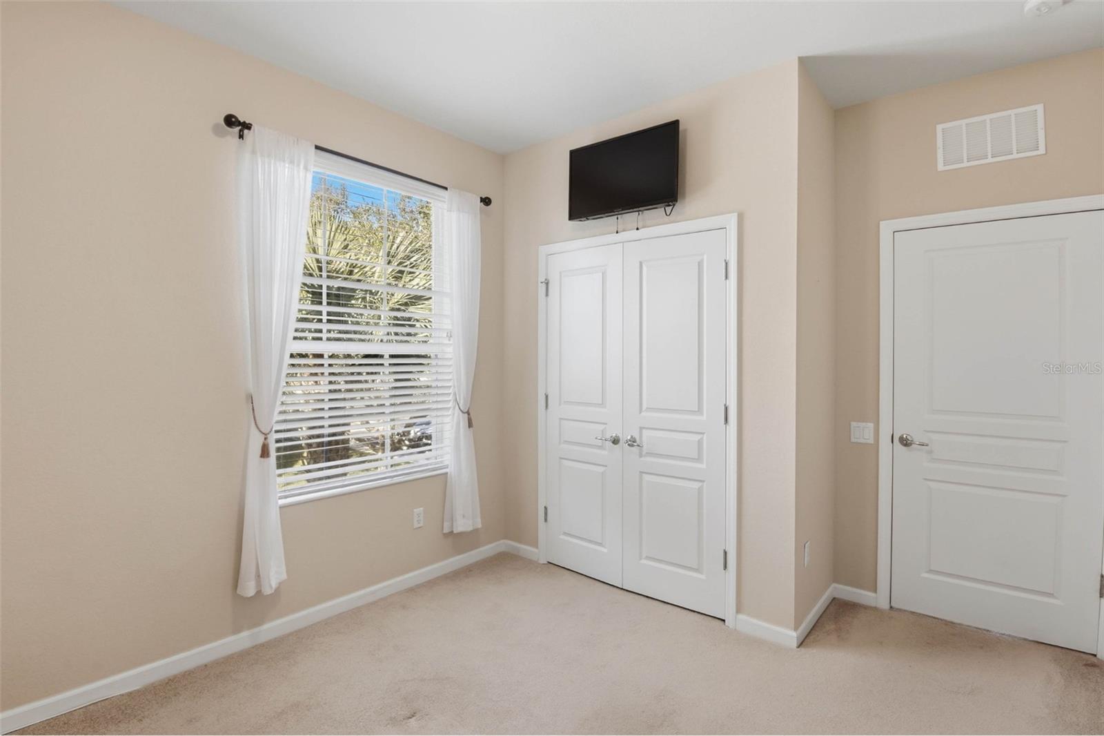 VENTURA AT BELLA TRAE CONDO PH 6 - Residential