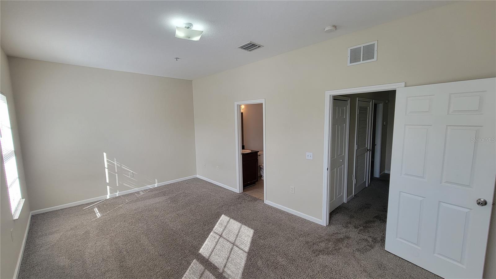 RAINTREE TWNHMS - Residential Lease