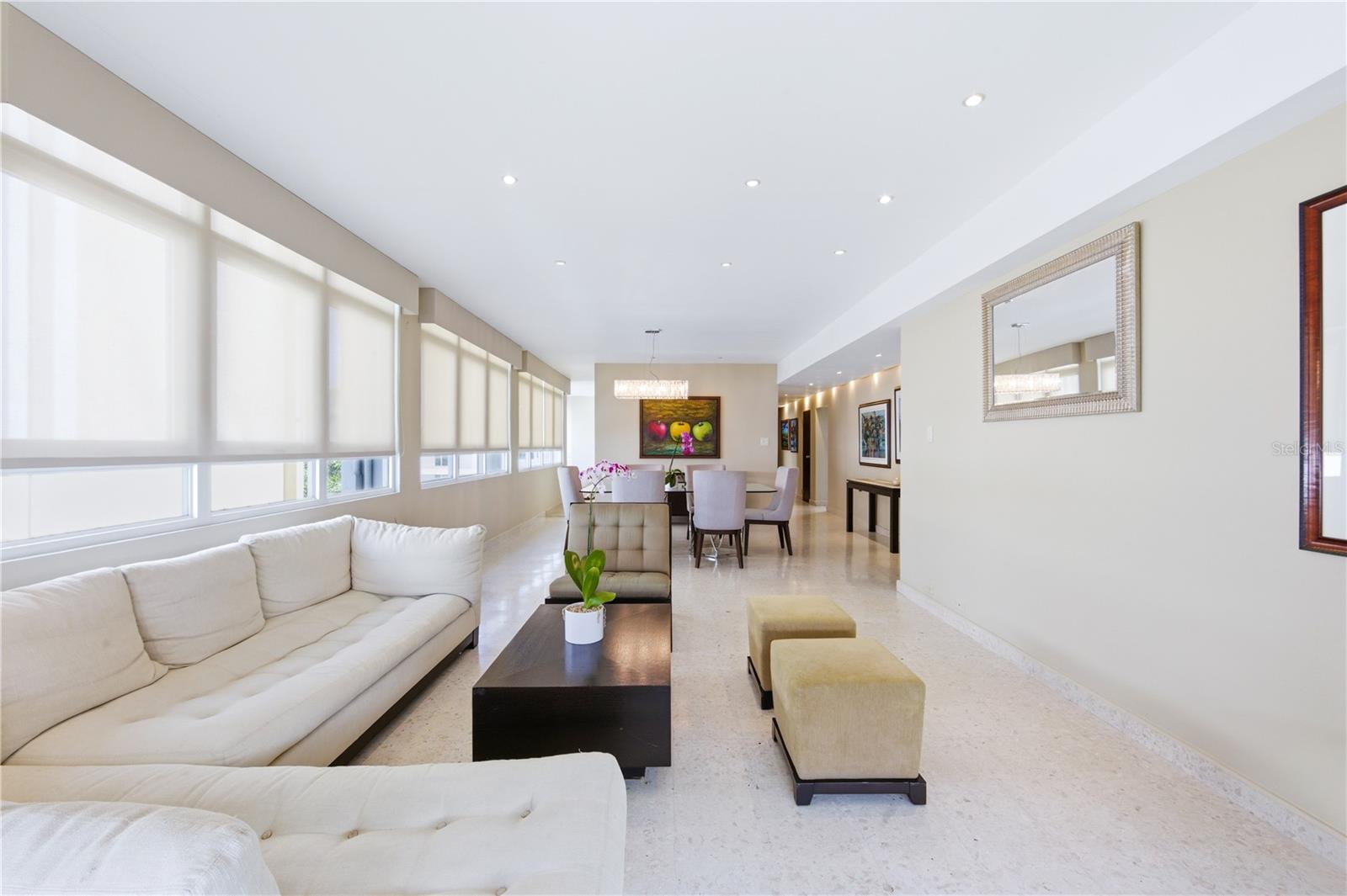 CONDADO TOWERS - Residential