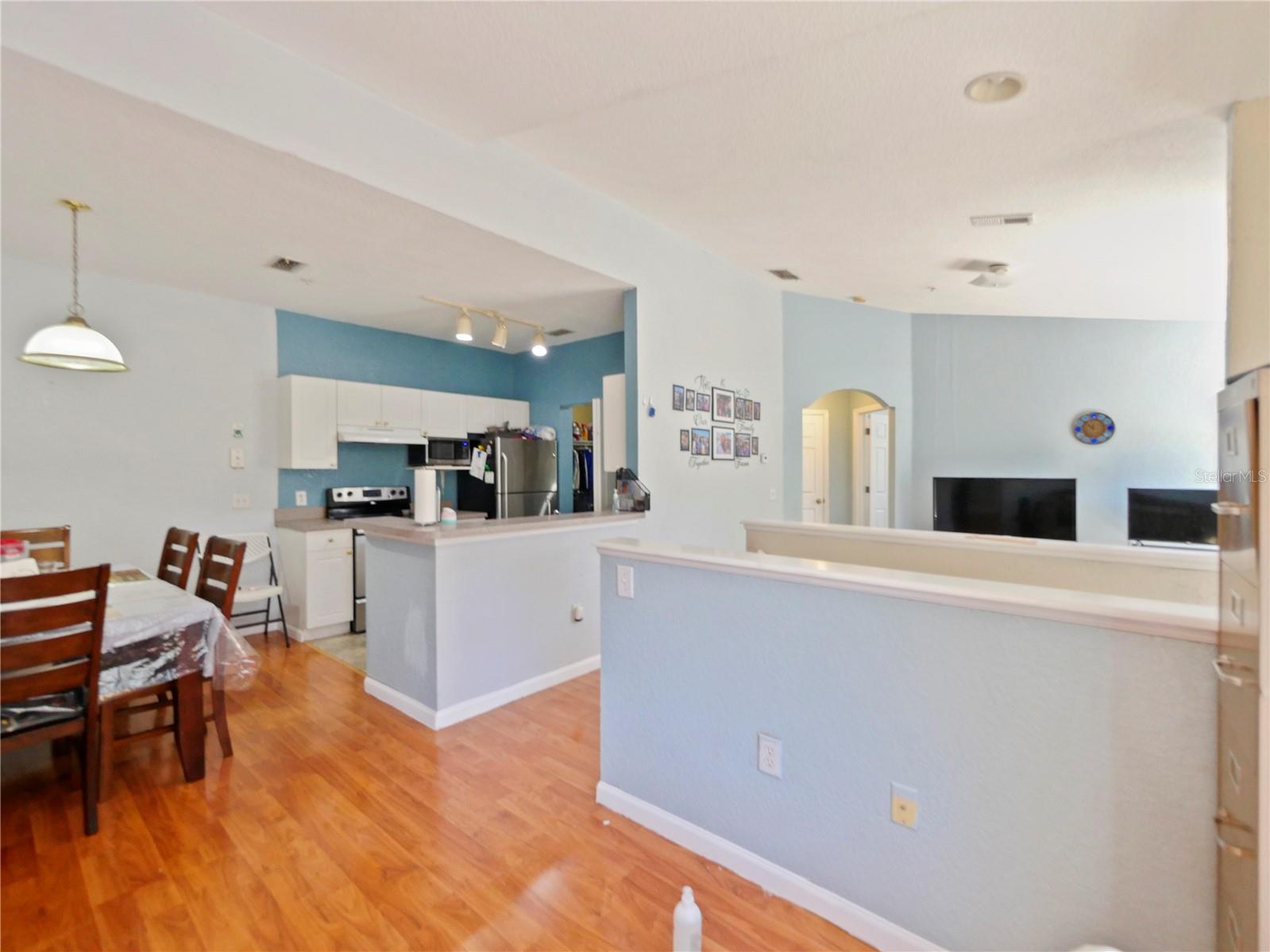 841 GRAND REGENCY POINT 205