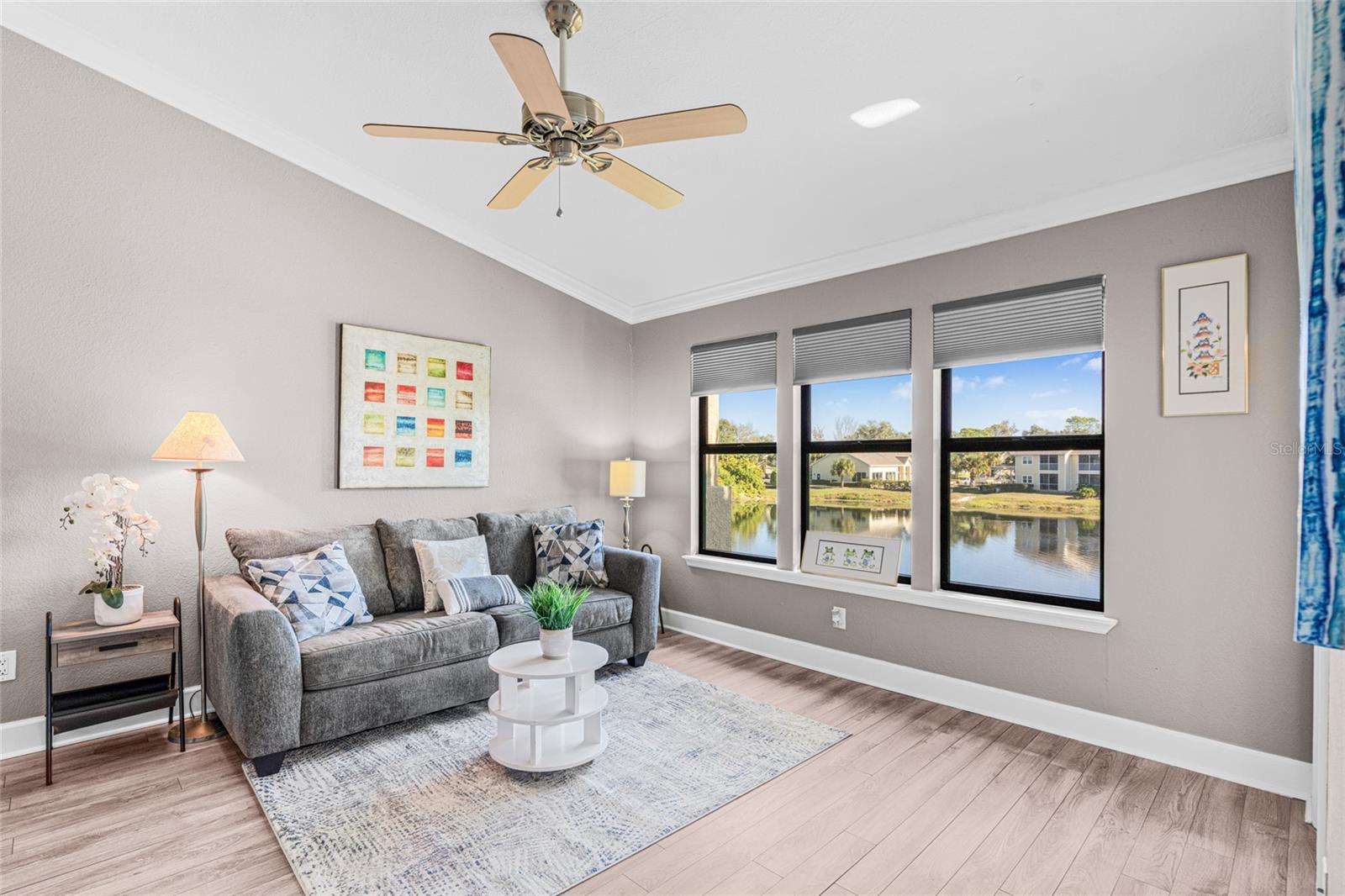 VINTAGE GRAND - Residential