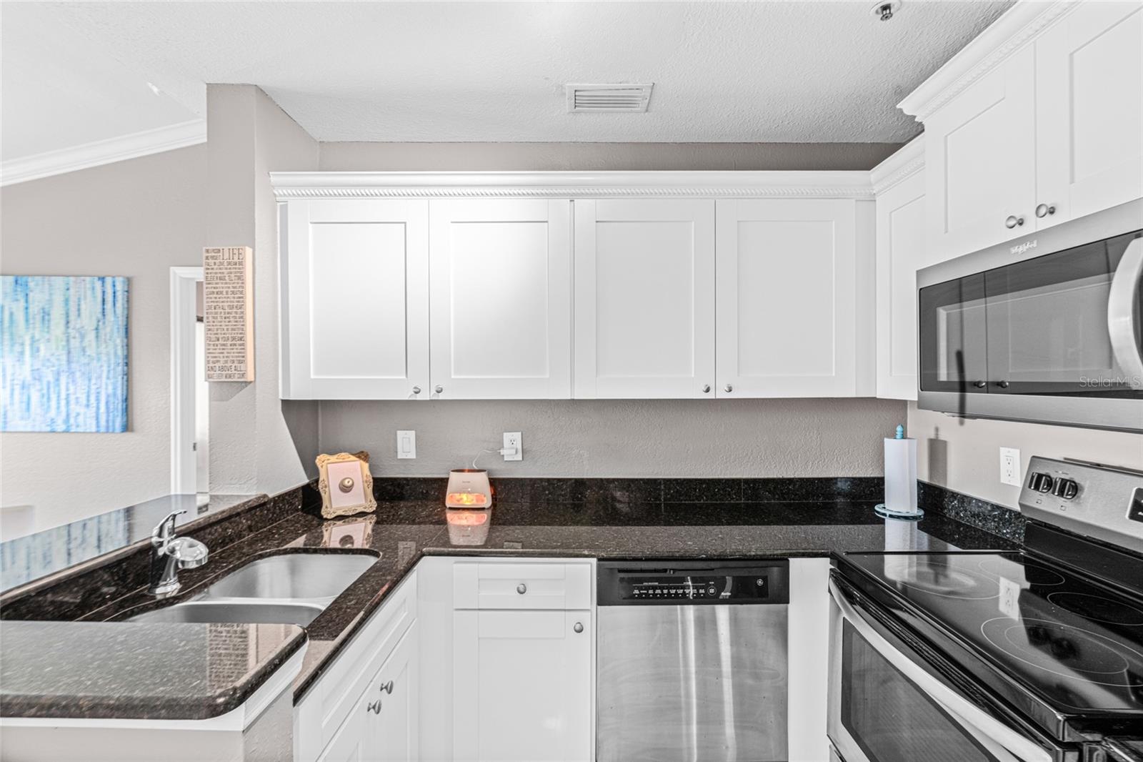 VINTAGE GRAND - Residential