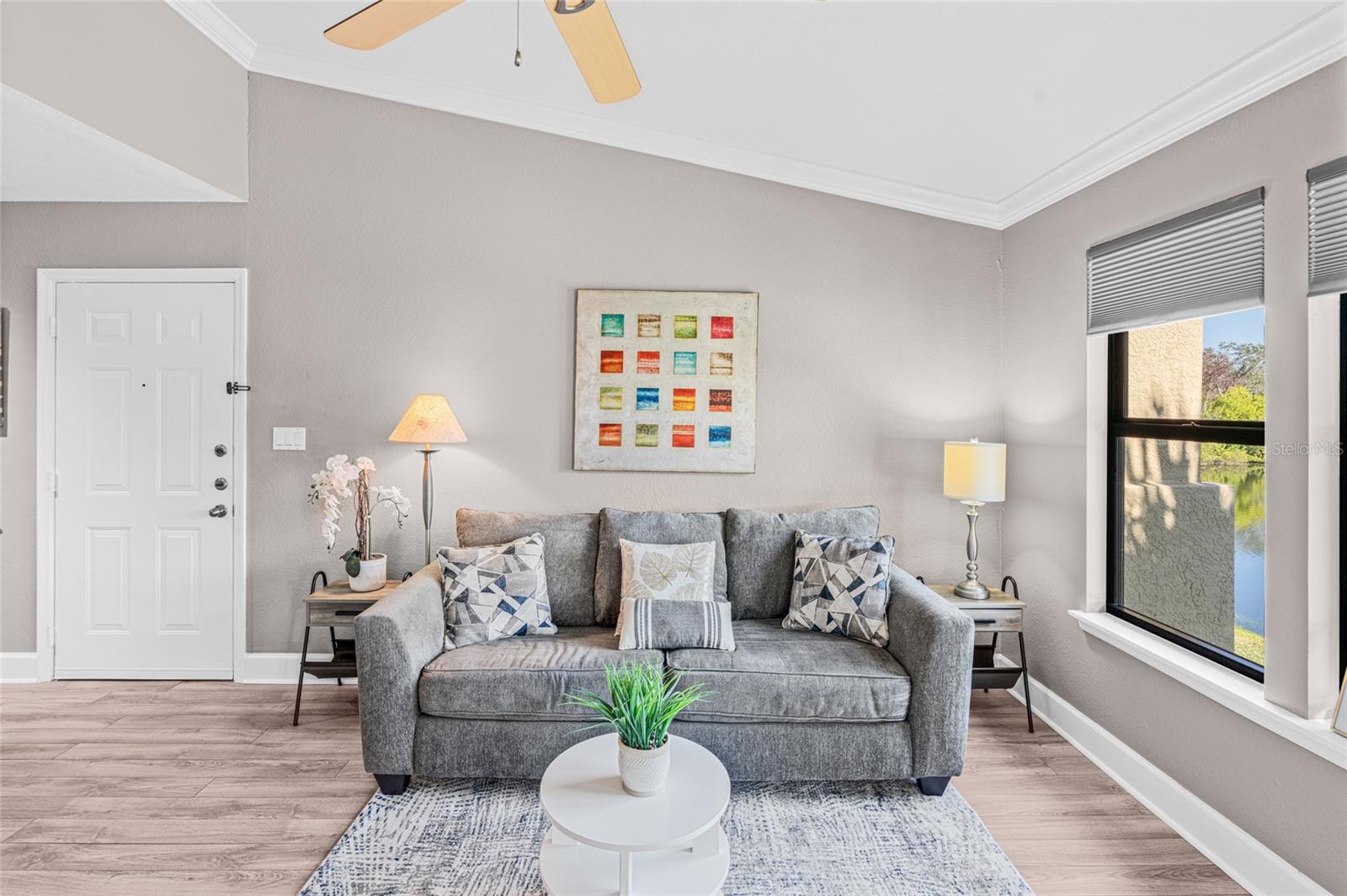 VINTAGE GRAND - Residential