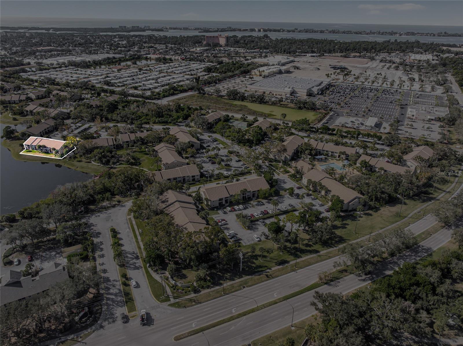 VINTAGE GRAND - Residential