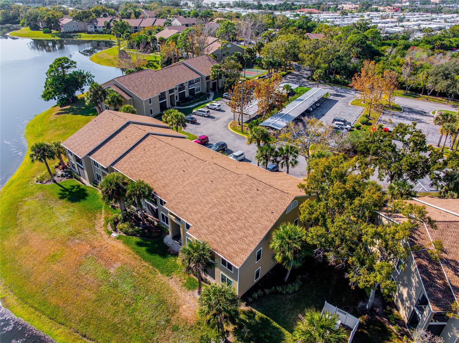 VINTAGE GRAND - Residential