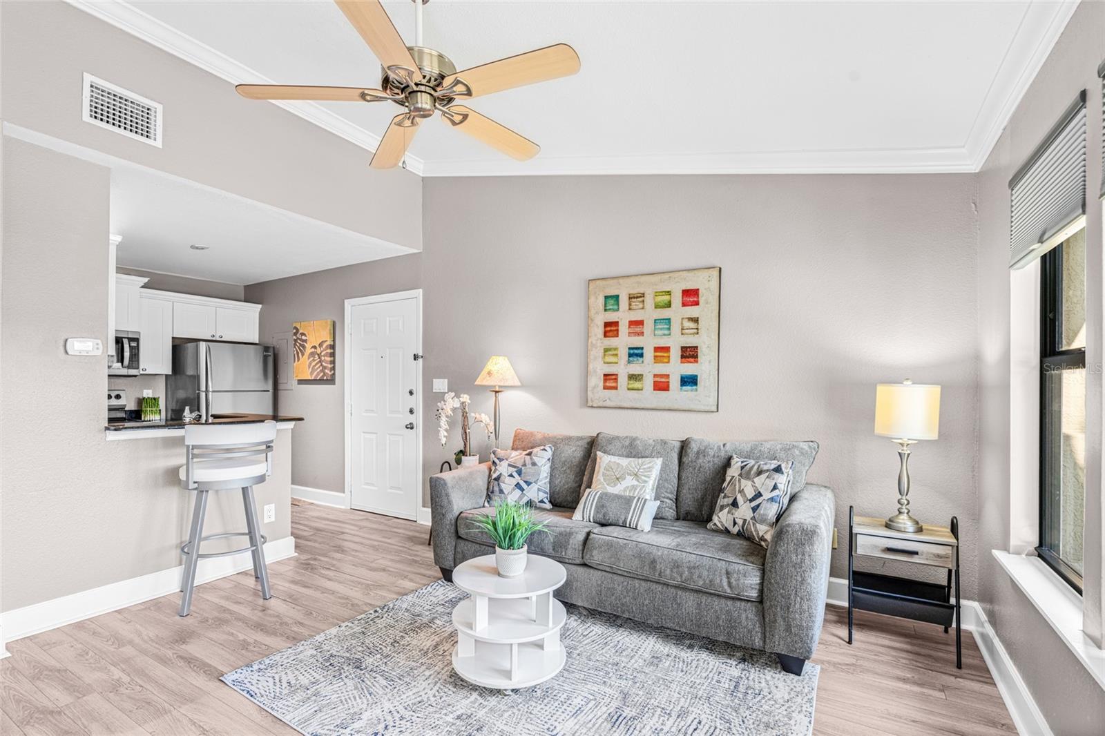 VINTAGE GRAND - Residential