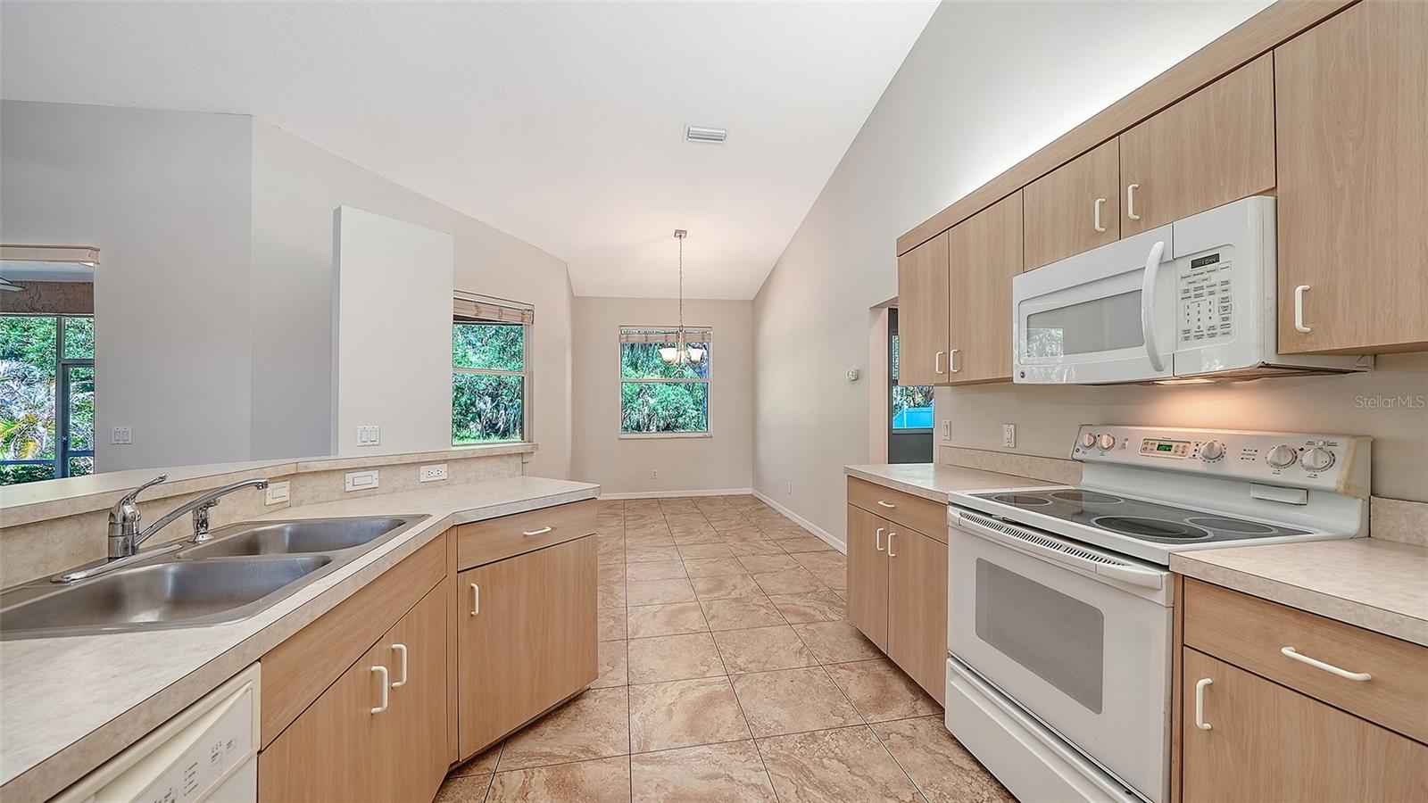 OAK CREEK FOREST - Residential