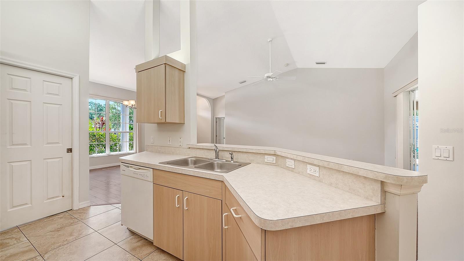 OAK CREEK FOREST - Residential