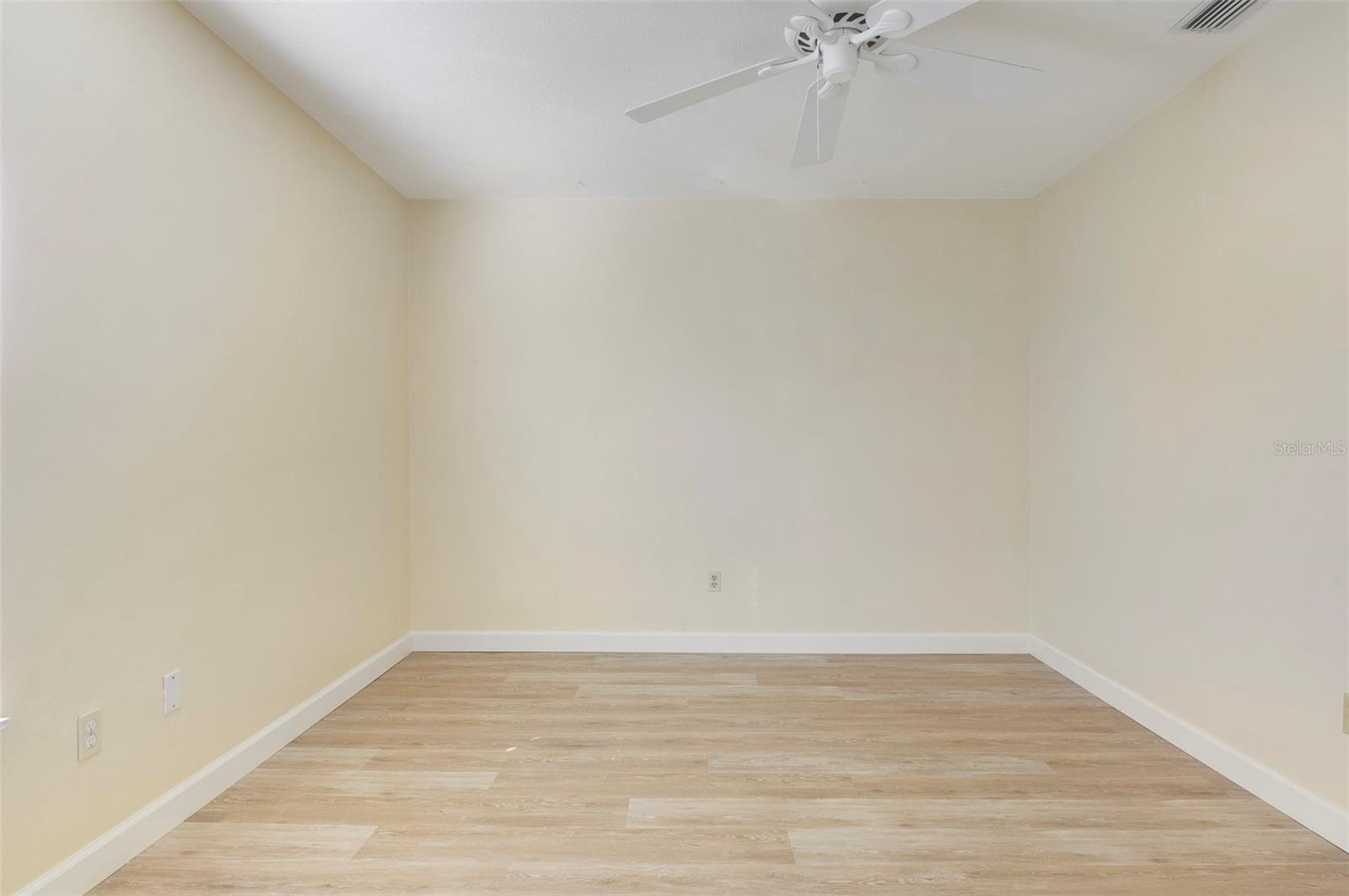 SEMINOLE LAKE GOLF & COUNTRY CLUB ESTATES - Residential