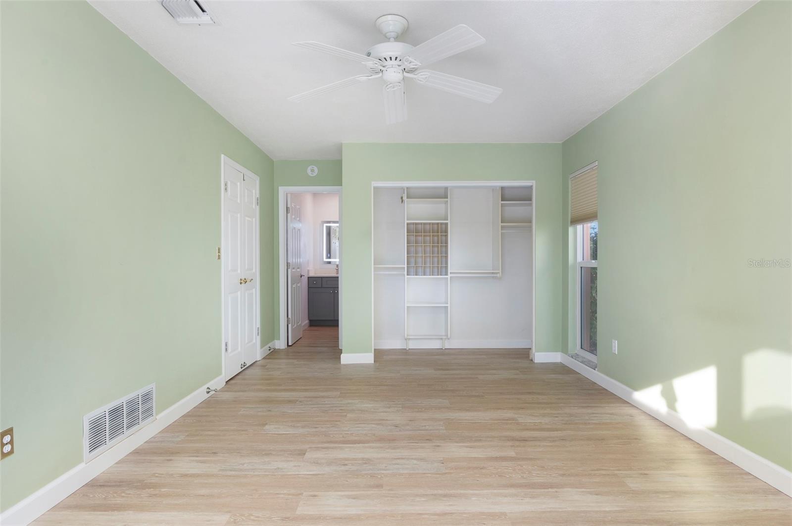 SEMINOLE LAKE GOLF & COUNTRY CLUB ESTATES - Residential